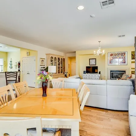 Dog-Friendly Las Vegas Rental Home With Private Yard